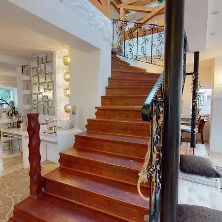 Boutique Shambala Zeitlos ホテル *